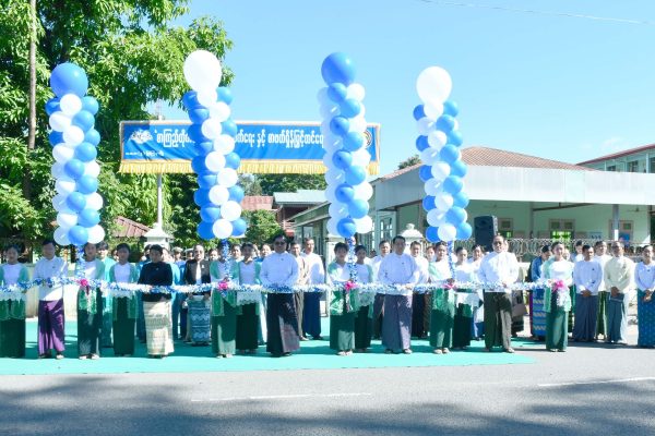 ကချင်ပြည်နယ်ဝန်ကြီးချုပ် စာကြည့်တိုက်များ ဖွံ့ဖြိုးတိုး တက်ရေးနှင့် စာဖတ်ရှိန်မြှင့်တင်ရေးပွဲတော်ဖွင့်ပွဲ အခမ်း အနားသို့ တက်ရောက်အားပေးချီးမြှင့်၊ ရန်အောင်မြင်      (ဘုမ္မော)ဘုန်းတော်ကြီးကျောင်း၌ ပဋ္ဌာန်းသိမ်းအောင်ပွဲအဖြစ် ဆရာတော်သံဃာတော်များအား ဆွမ်းဆန်စိမ်းလောင်းလှူပူဇော်